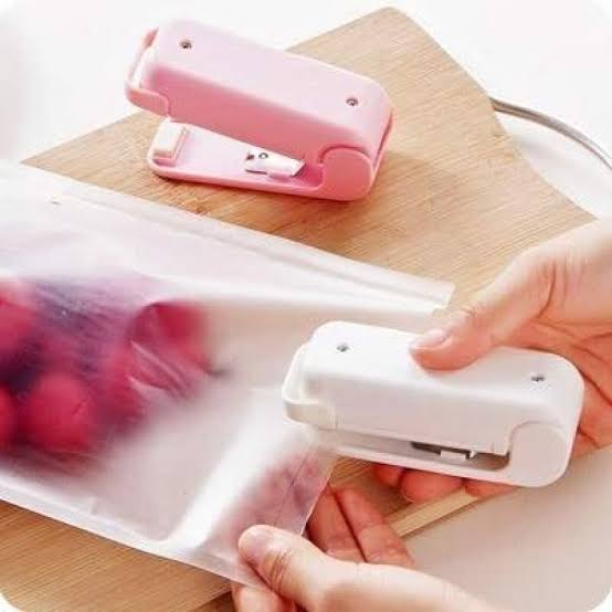 Mini Portable Heat Sealer – Handheld Bag Resealer for Food Storage