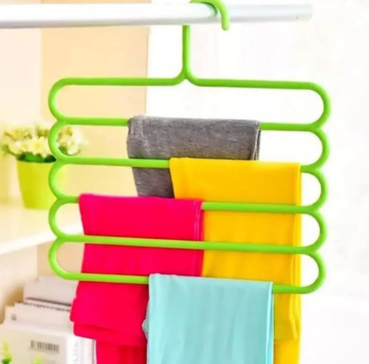Multi-Layer Clothes Hanger – Space-Saving Closet Organizer for Pants, Scarves & Towels