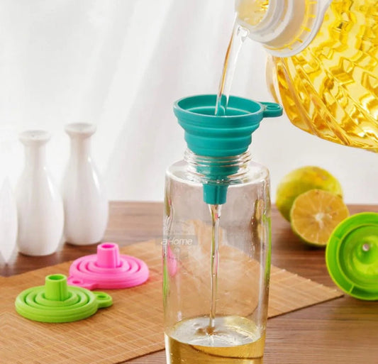 Collapsible Silicone Funnel – Portable & Space-Saving Kitchen Essential